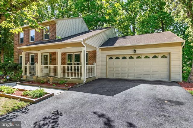 2205 BLUE VALLEY DR, Silver Spring, MD 20904