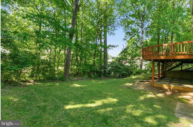2205 BLUE VALLEY DR, Silver Spring, MD 20904