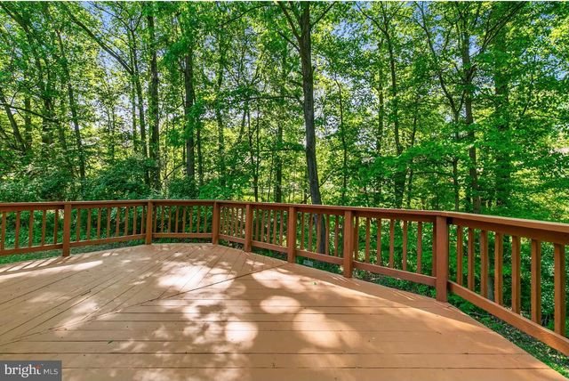 2205 BLUE VALLEY DR, Silver Spring, MD 20904
