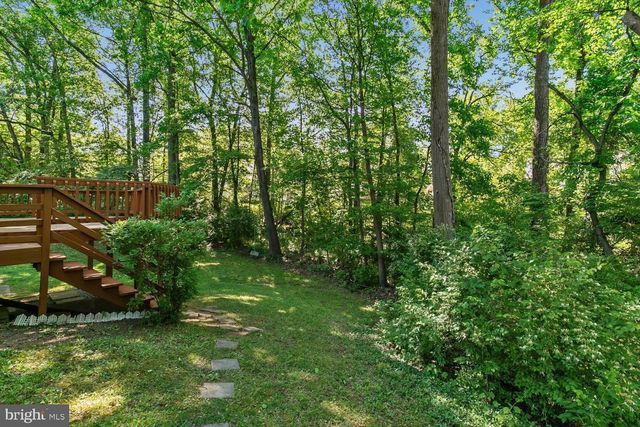 2205 BLUE VALLEY DR, Silver Spring, MD 20904