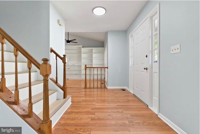 2205 BLUE VALLEY DR, Silver Spring, MD 20904