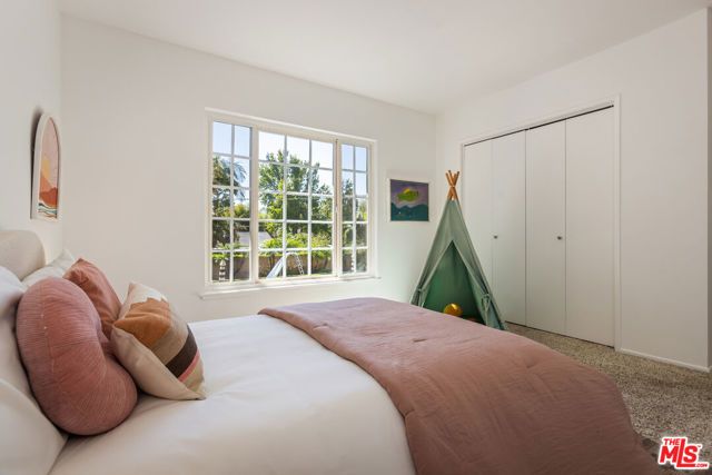 17336 Marilla Street, Northridge (los Angeles), CA 91325
