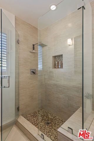 17336 Marilla Street, Northridge (los Angeles), CA 91325