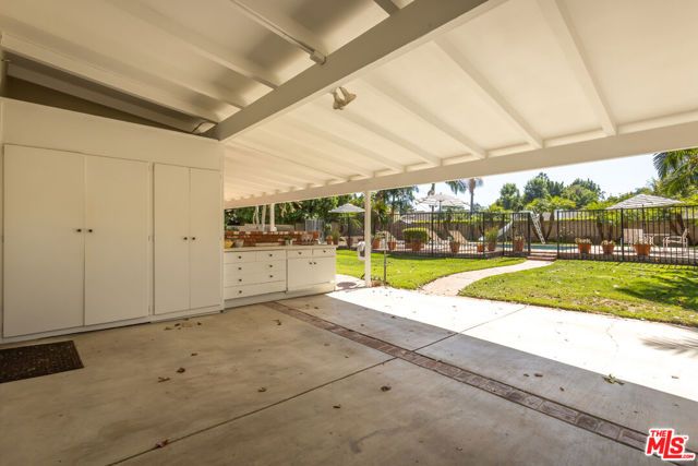 17336 Marilla Street, Northridge (los Angeles), CA 91325