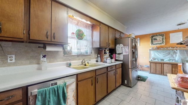 171 Fisher Blvd, Paducah, KY 42003