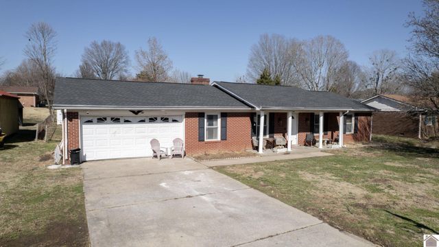 171 Fisher Blvd, Paducah, KY 42003