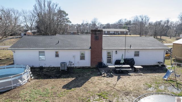 171 Fisher Blvd, Paducah, KY 42003