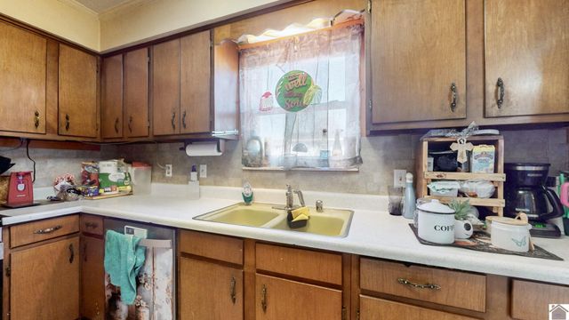 171 Fisher Blvd, Paducah, KY 42003