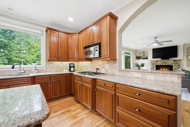 14772 Taylor Valley Way, Milton, GA 30004