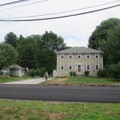 16 Eayers Pond Road, Hudson, NH 03051