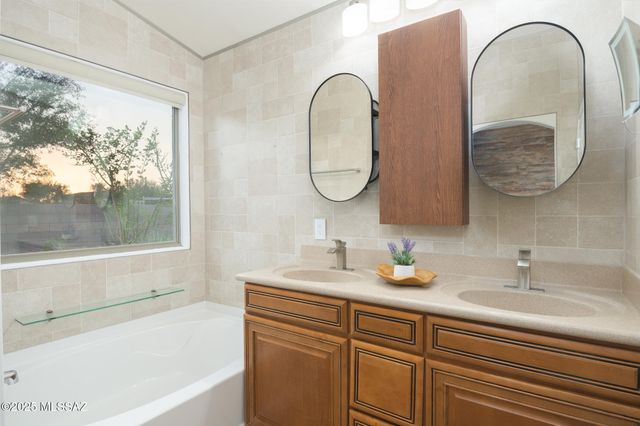 12741 N Crooked Willow Drive, Marana, AZ 85653