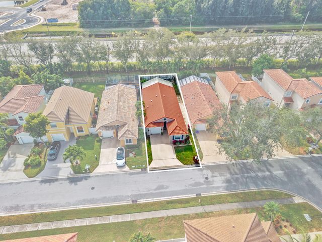 5690 Green Island Drive, Lake Worth, FL 33463