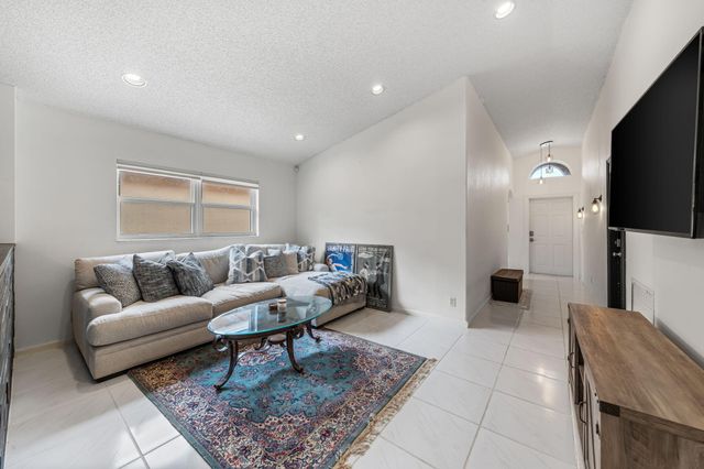 5690 Green Island Drive, Lake Worth, FL 33463