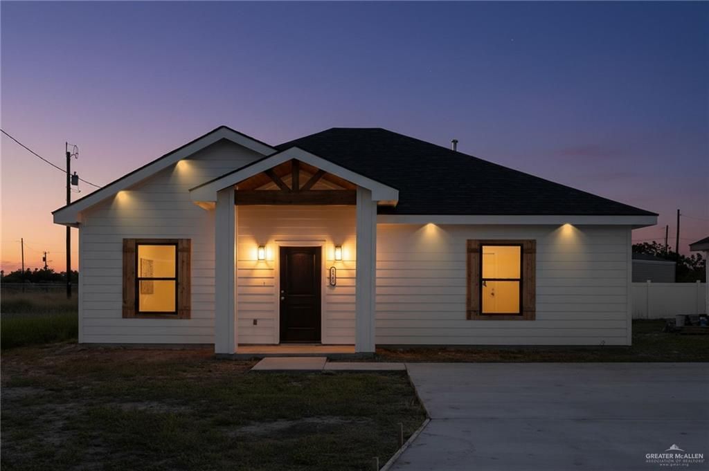 2747 Naples Street, Weslaco, TX 78596