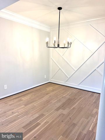 6968 MANAHOAC PL, Gainesville, VA 20155
