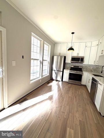 6968 MANAHOAC PL, Gainesville, VA 20155