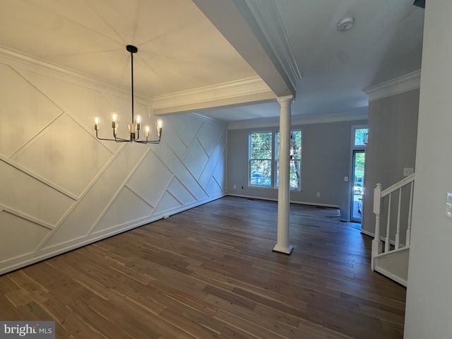 6968 MANAHOAC PL, Gainesville, VA 20155
