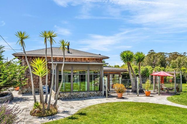 575 Dolores Avenue, Half Moon Bay, CA 94019