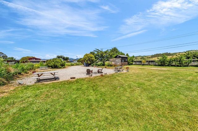 575 Dolores Avenue, Half Moon Bay, CA 94019