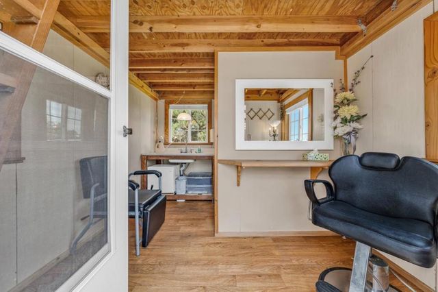 575 Dolores Avenue, Half Moon Bay, CA 94019