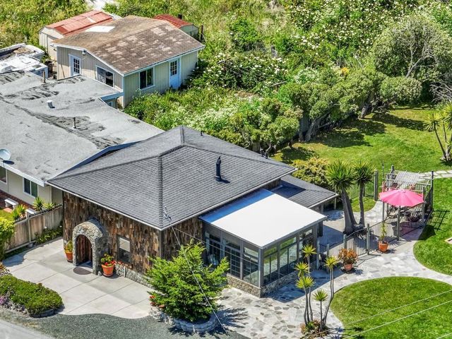 575 Dolores Avenue, Half Moon Bay, CA 94019