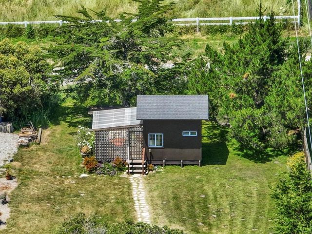 575 Dolores Avenue, Half Moon Bay, CA 94019