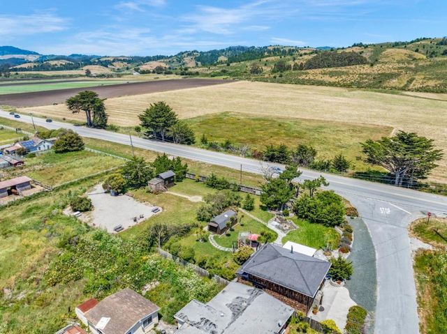 575 Dolores Avenue, Half Moon Bay, CA 94019