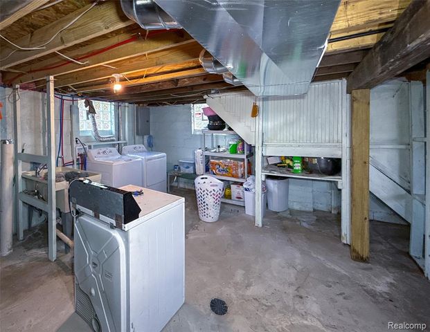 13637 Manor Street, Detroit, MI 48238