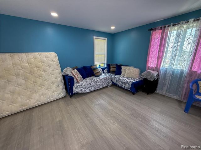 13637 Manor Street, Detroit, MI 48238