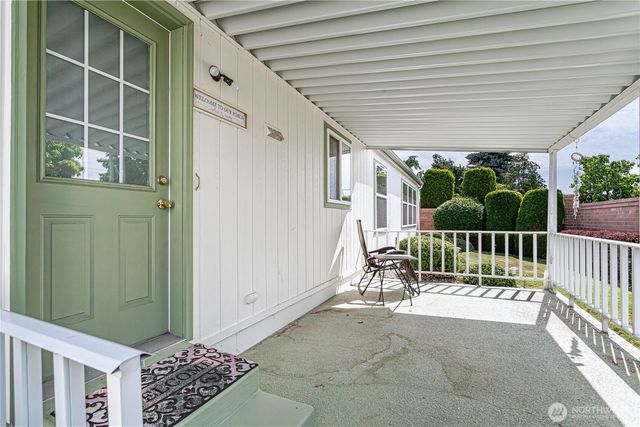 530 Sunday Drive, East Wenatchee, WA 98802