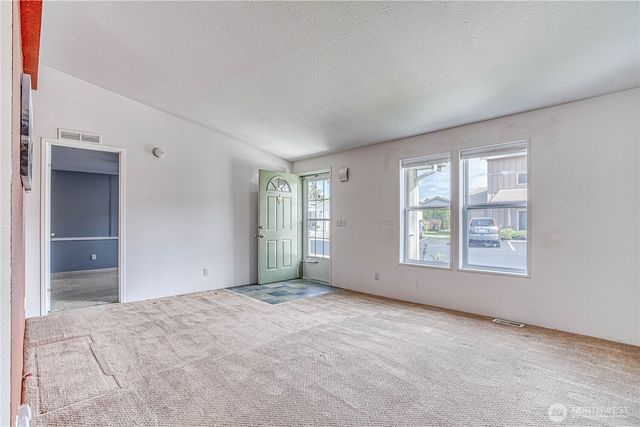 530 Sunday Drive, East Wenatchee, WA 98802