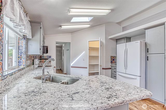 530 Sunday Drive, East Wenatchee, WA 98802