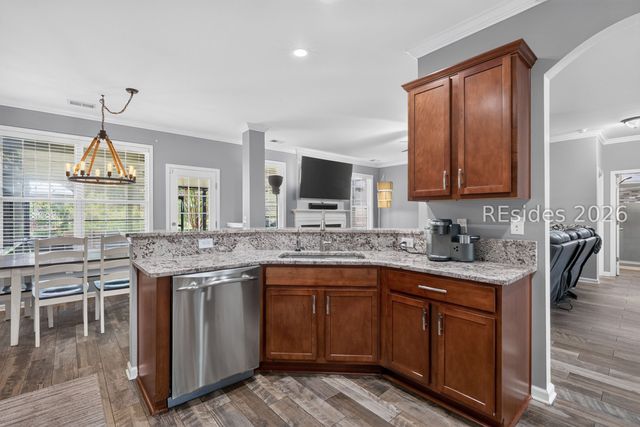 3 Dellinger Ln, Bluffton, SC 29909