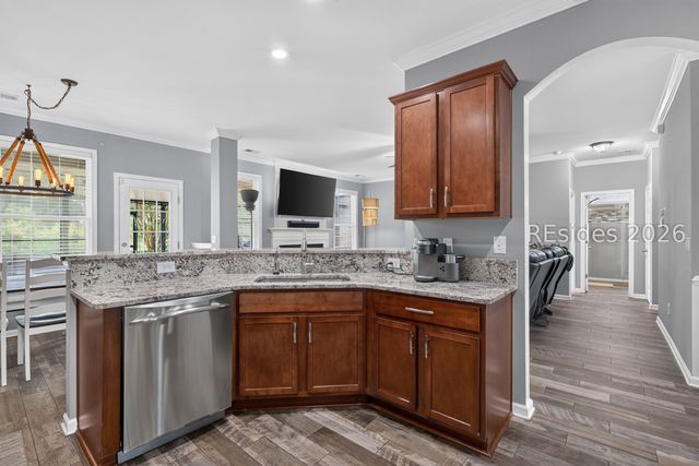 3 Dellinger Ln, Bluffton, SC 29909