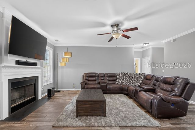 3 Dellinger Ln, Bluffton, SC 29909