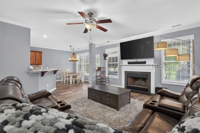 3 Dellinger Ln, Bluffton, SC 29909