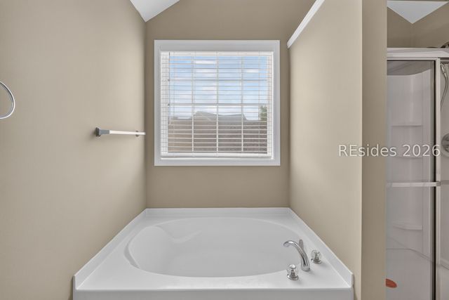 3 Dellinger Ln, Bluffton, SC 29909
