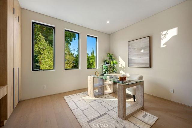 16728 Morrison Street, Encino, CA 91436