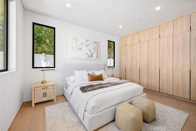 16728 Morrison Street, Encino, CA 91436