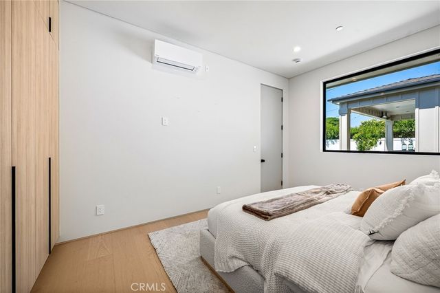 16728 Morrison Street, Encino, CA 91436