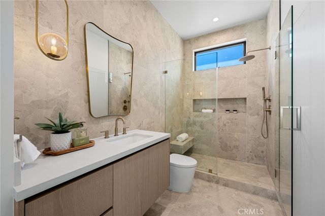 16728 Morrison Street, Encino, CA 91436