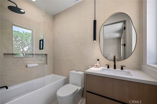 16728 Morrison Street, Encino, CA 91436