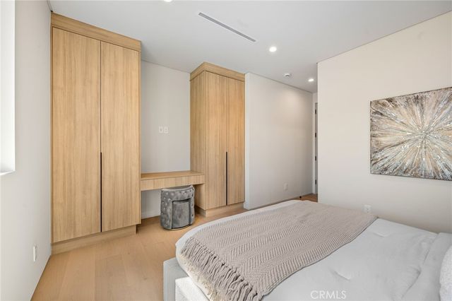 16728 Morrison Street, Encino, CA 91436