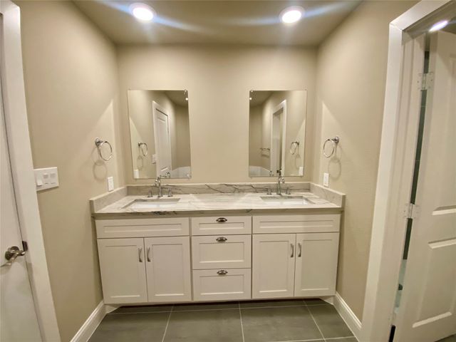 4855 Woodlawn Road, Sherman, TX 75090