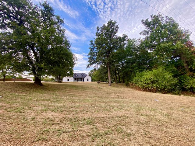 4855 Woodlawn Road, Sherman, TX 75090