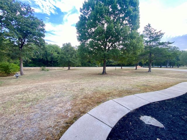 4855 Woodlawn Road, Sherman, TX 75090
