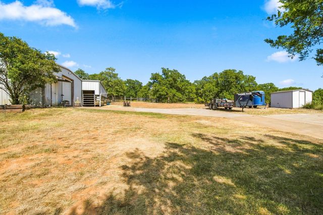 156 La Arroya Drive, Weatherford, TX 76088