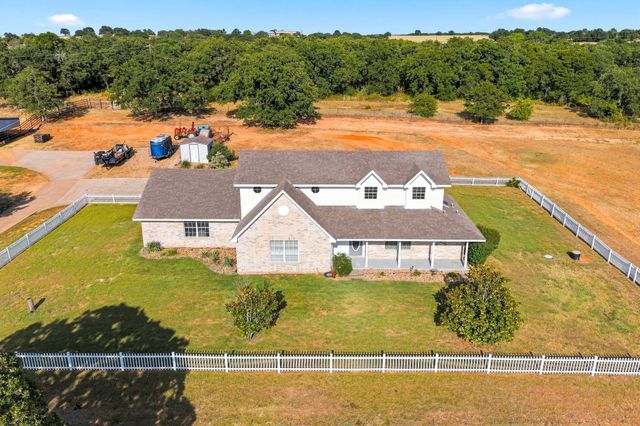 156 La Arroya Drive, Weatherford, TX 76088