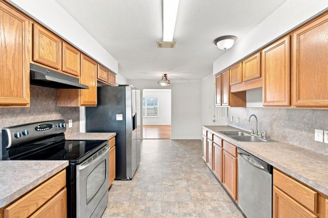 156 La Arroya Drive, Weatherford, TX 76088