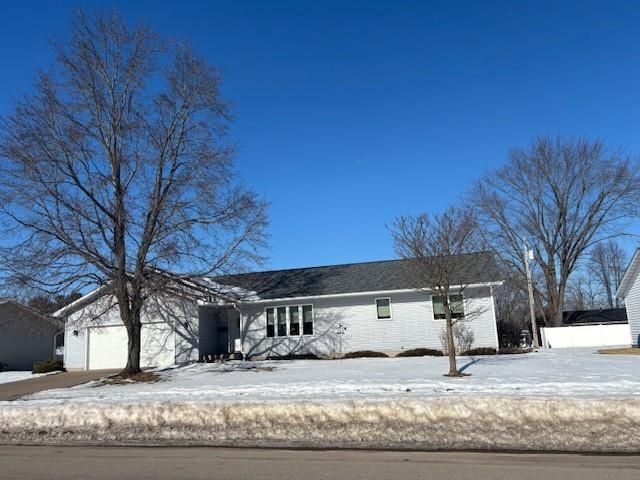 2320 James Avenue, Altoona, WI 54720